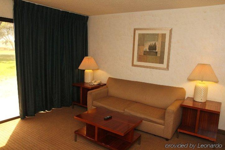 Green Tree Inn And Extended Stay Suites Victorville Εξωτερικό φωτογραφία